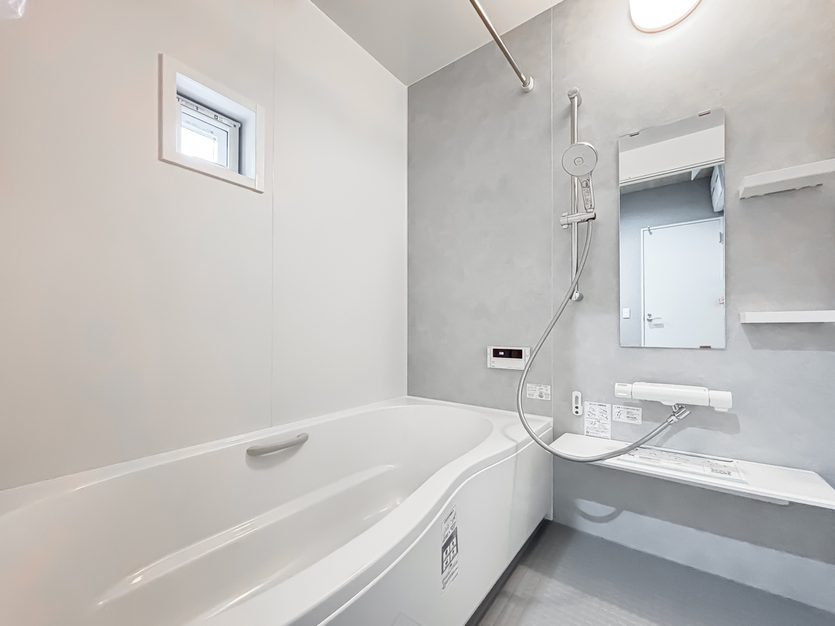 リクシルバスルーム「AX」